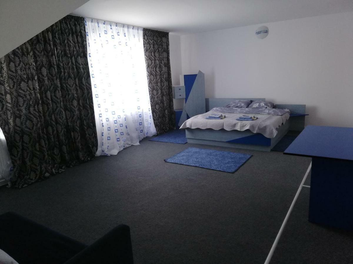 Pensiunea La Safari Târgu Neamţ Bagian luar foto